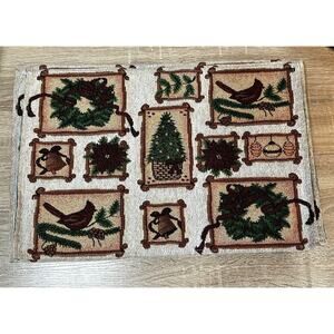 Christmas Holiday Table Mats Lot of 5‎ Red